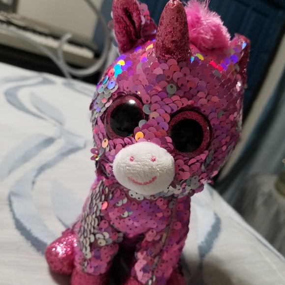 Ty Flippables™ Sparkle Pink Sequin Unicorn, Regula - Picture 8 of 11